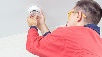 Détecteur de fumée DAAF : nos conseils d’installation et d’entretien