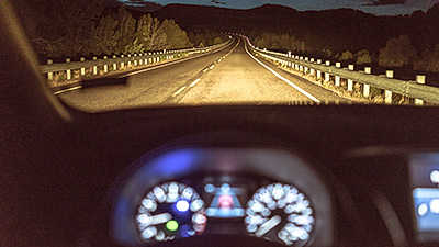 Conduite de nuit : prenez la route en toute sécurité